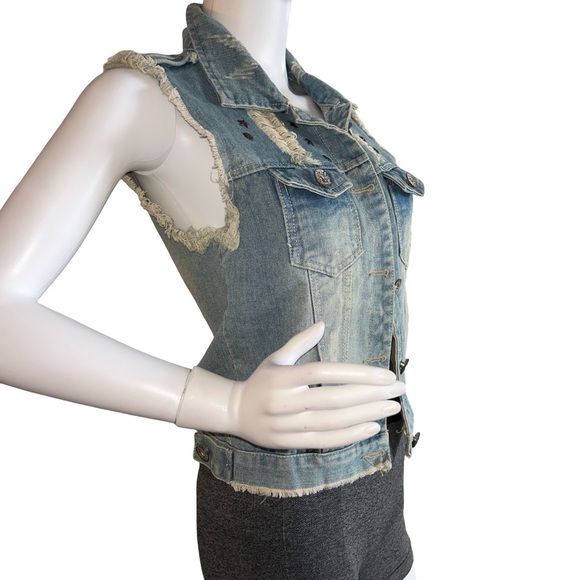 Hook Blue Denim Vest with Distressed Details and Cropped Length vintage - Picture 2 of 9